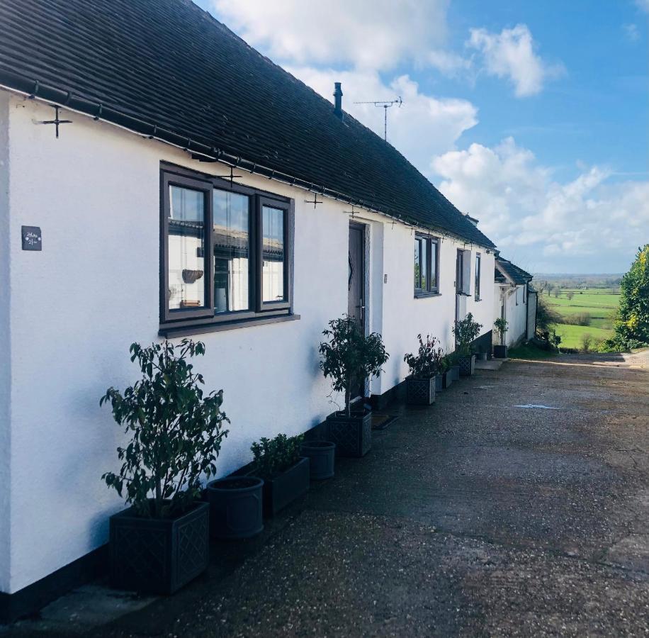 Little Park Holiday Homes Self Catering Cottages 1 & 2 Bedrooms Available Close To Tutbury Castle Exterior foto